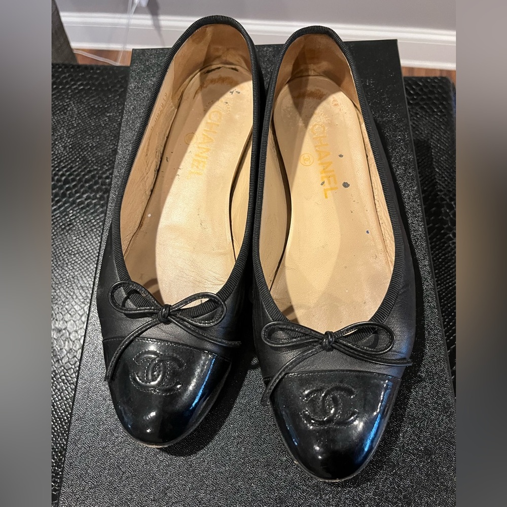 Chanel ballerina flats